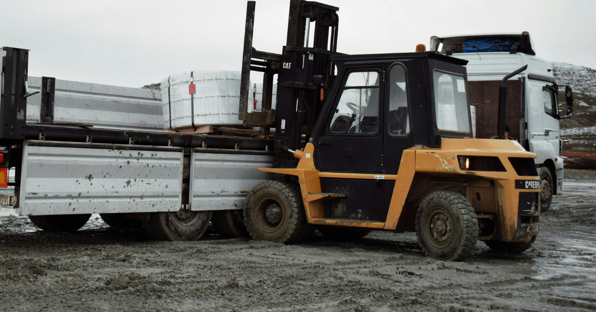 How Construction Sites Manage Last-Minute Freight Deliveries